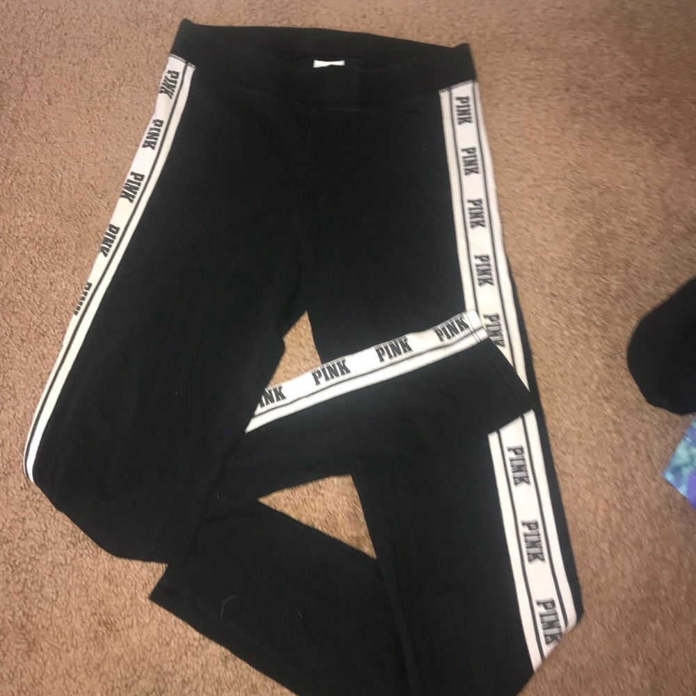 PINK Victoria’s Secret leggings